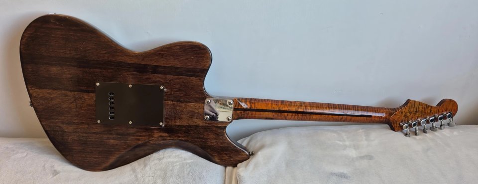 Guitarra eléctrica Elg de segunda mano · Foto 7 de 10 · Madrid · 375 €