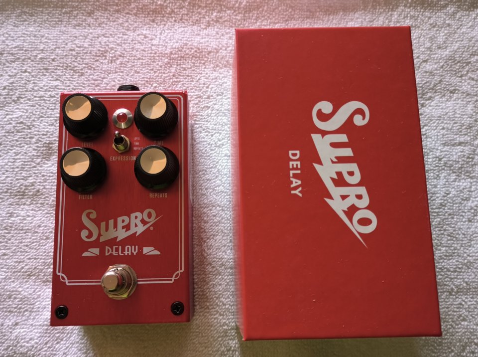 Pedal Supro Analog Delay