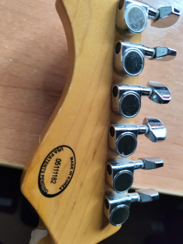 Guitarra Line 6 Variax 600 de segunda mano · Foto 5 de 8 · Badajoz · 500 €