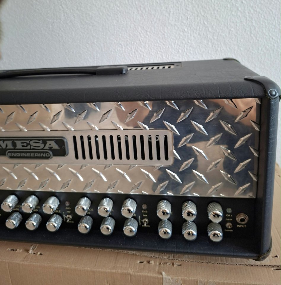 Mesa Boogie Triple Rectifier 150W Solo Head de segunda mano · Foto 2 de 9 · Ciudad Real · 1000 €