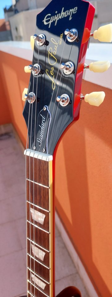 EPIPHONE by Gibson LES PAUL 50S Standard cherry sunburst