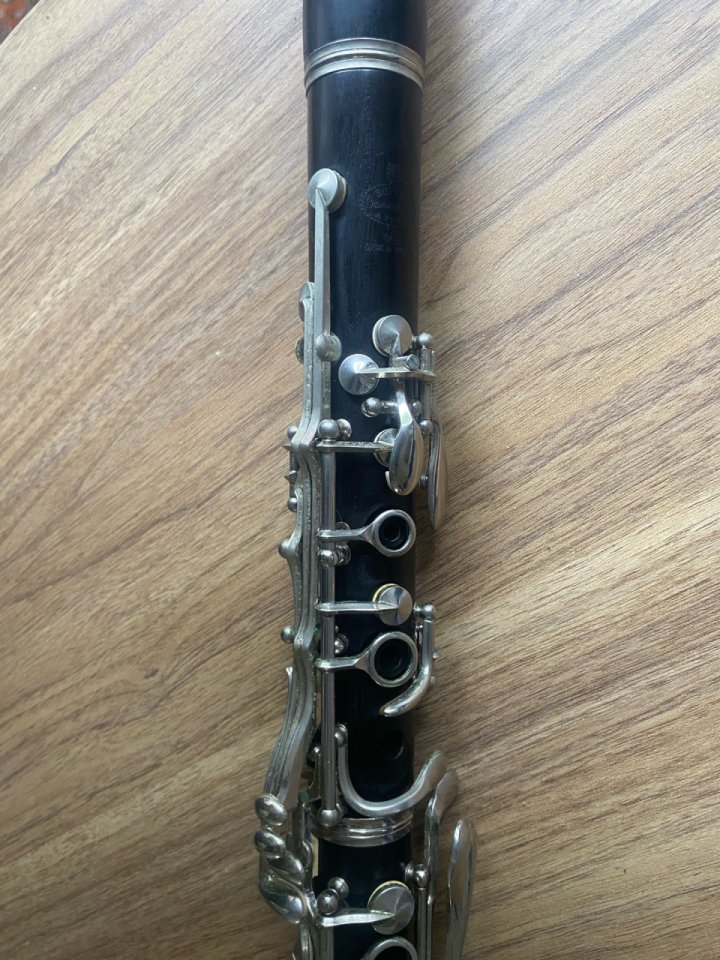 Par de clarinetes Buffet profesionales para orquesta—con videos. R13 si bemol; RC La de segunda mano · Foto 9 de 10 · Barcelona · 2400 €