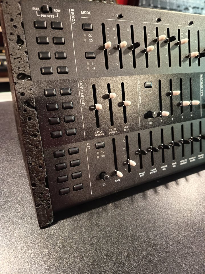 Genki Katla Voice Rotating PolySynth de segunda mano · Foto 2 de 8 · Barcelona · 3900 €