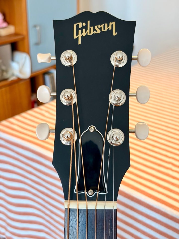 Gibson J-45 Special Satin WR de segunda mano · Foto 5 de 10 · Madrid · 1250 €