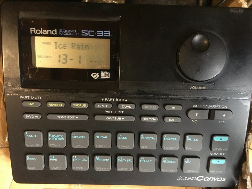 Roland SC-33