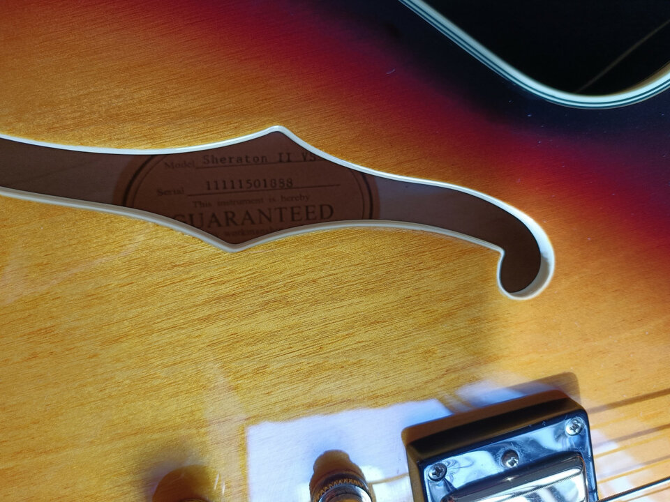 Epiphone Sheraton ||  Rebaja!!! de segunda mano · Foto 2 de 4 · Valencia · 450 €
