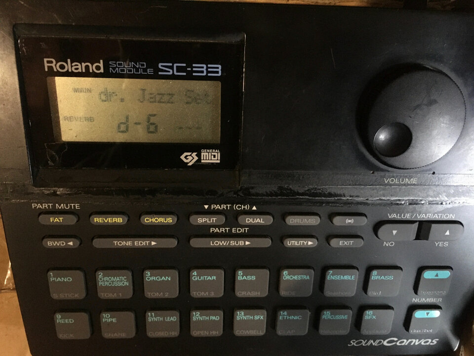 Roland SC-33