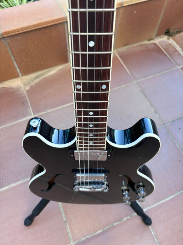 Gibson Midtown Standard Ebony de segunda mano · Foto 3 de 9 · Valencia · 1175 €