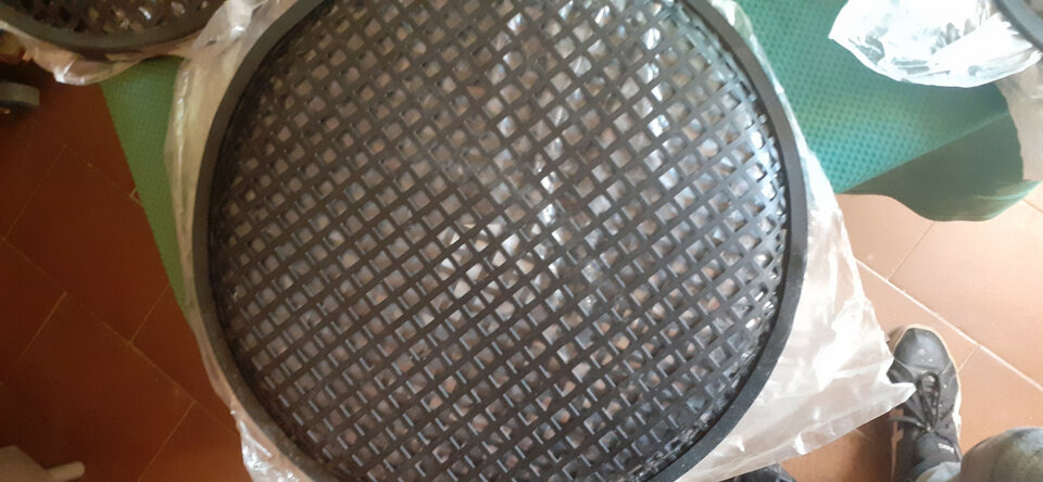 Rejillas para altavoces de:15"12"10"y 8"