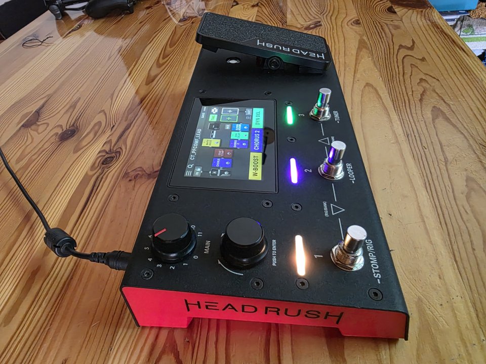 Headrush MX5 con Rigs añadidos. de segunda mano · Foto 3 de 9 · Zaragoza · 200 €
