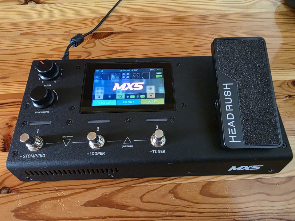 Headrush MX5 con Rigs añadidos. de segunda mano · Foto 5 de 9 · Zaragoza · 200 €