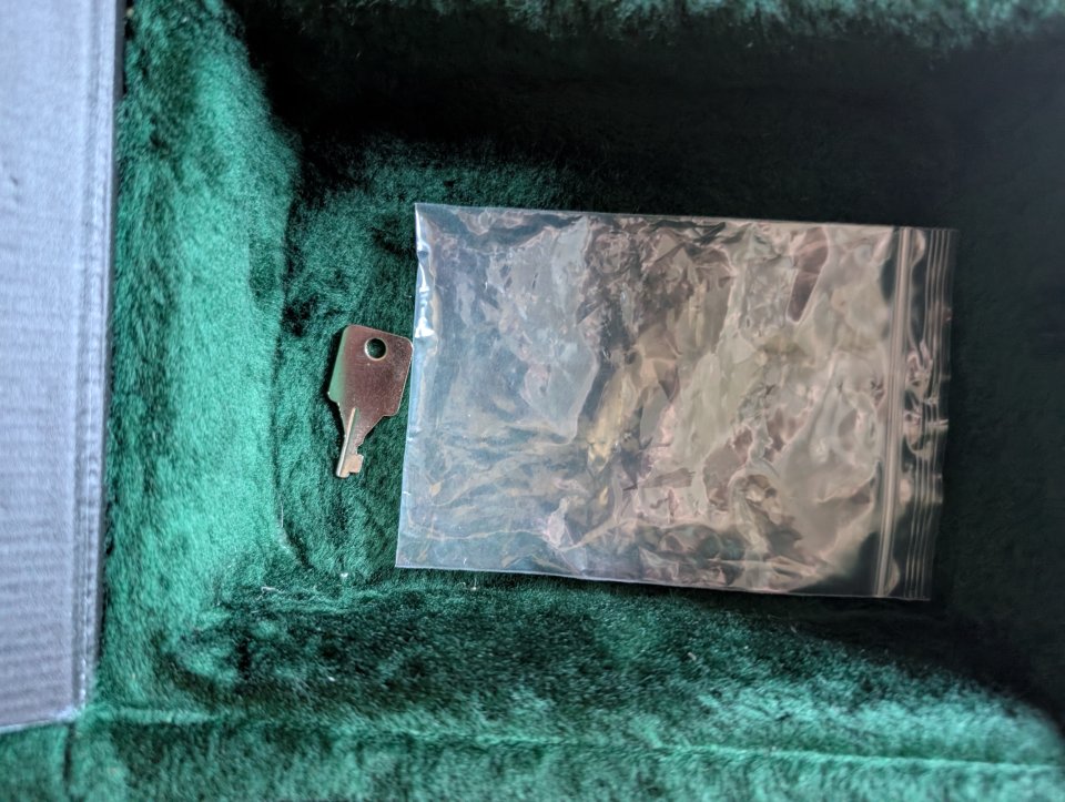 Martin estuche rígido de segunda mano · Foto 7 de 8 · Palencia · 145 €