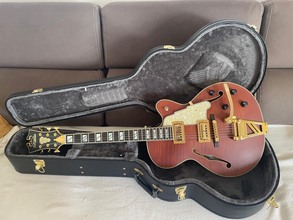 D’Angelico DeLuxe 175 LE,