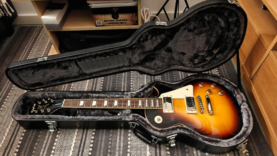 Epiphone Inspired by Gibson Les Paul Standard '50s Vintage Sunburst.