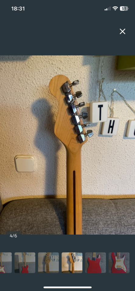 Guitarra Samick roja de segunda mano · Foto 4 de 6 · Madrid · 190 €