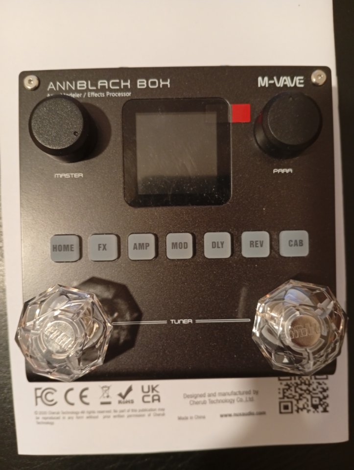 M-vave como nuevo de segunda mano · Foto 1 de 2 · Madrid · 45 €