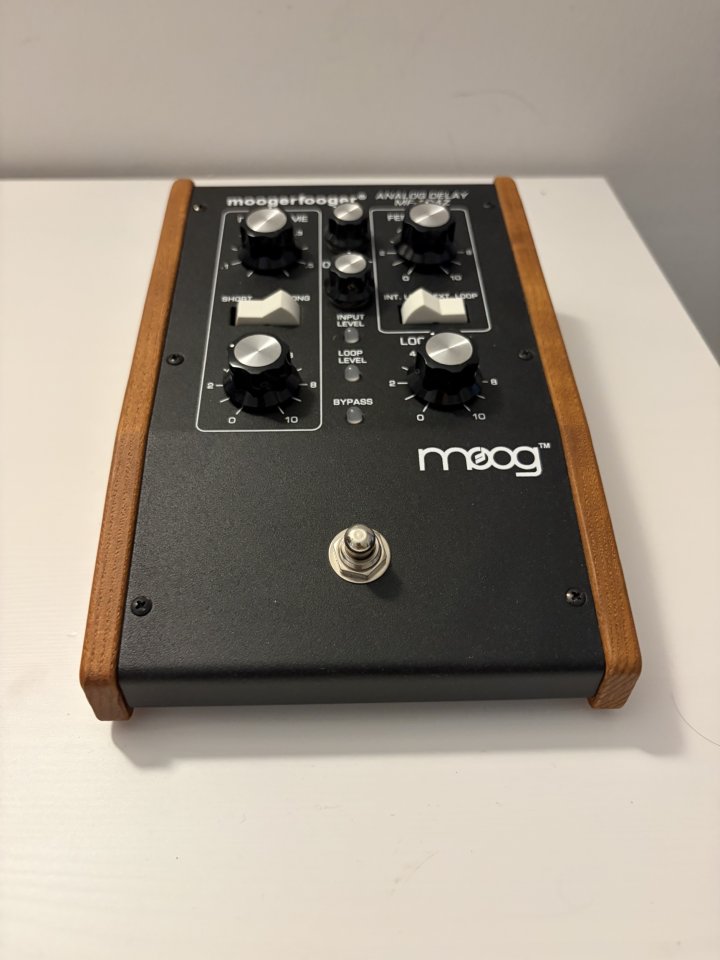 Moog Moogerfooger MF-104Z Analog Delay de segunda mano · Foto 2 de 7 · Málaga · 1150 €