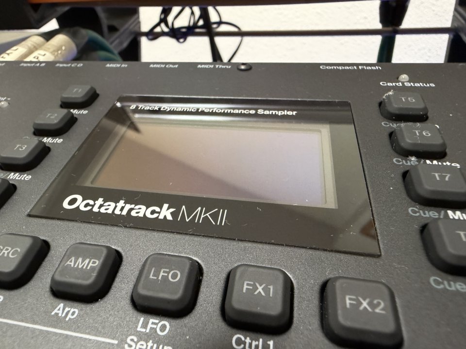 Elektron Octatrack mk2 Negra de segunda mano · Foto 7 de 7 · Tarragona · 1100 €