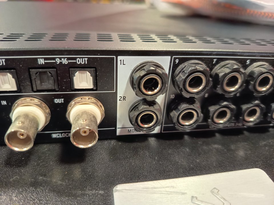 Interfaz de Audio Arturia AudioFuse 16Rig de segunda mano · Foto 6 de 7 · Barcelona · 780 €