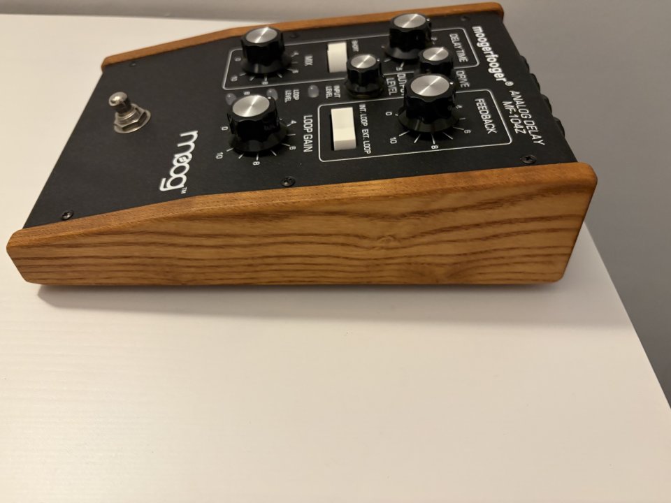 Moog Moogerfooger MF-104Z Analog Delay de segunda mano · Foto 3 de 7 · Málaga · 1150 €
