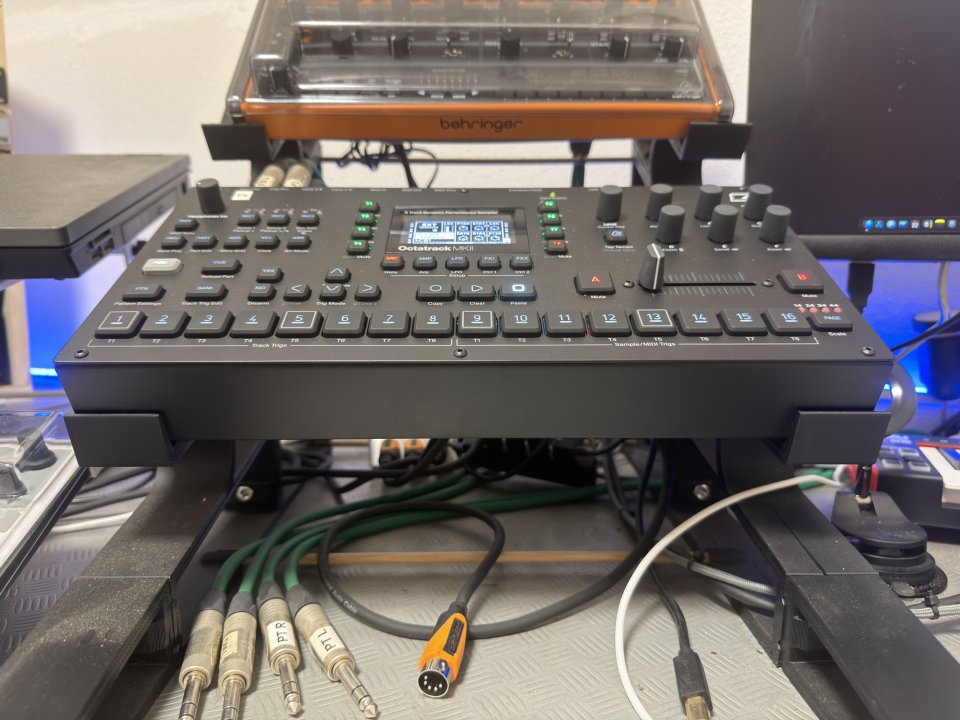 Elektron Octatrack mk2 Negra de segunda mano · Foto 6 de 7 · Tarragona · 1100 €
