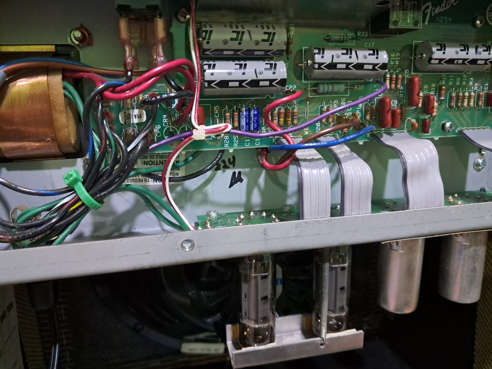 Vendo Fender  Pro  Junior U.S.A.