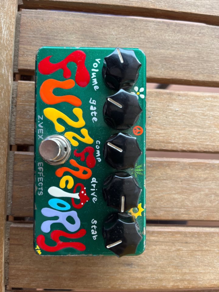 Fuzz factory Z.Vex pintado a mano L’M ‘09 de segunda mano · Foto 7 de 7 · Valencia · 280 €