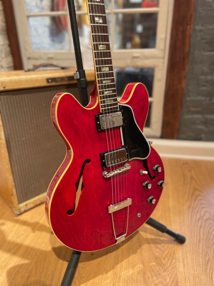 Gibson ES-335 TDC – Cherry 1966