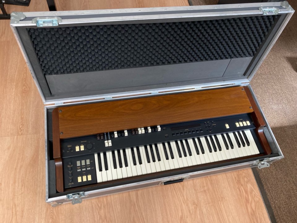 Órgano/Teclado Korg CX-3