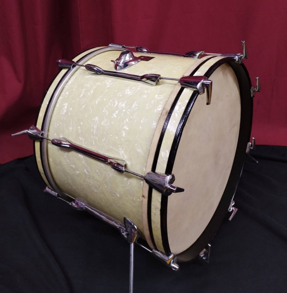 Bombo PREMIER de 20x14 - caoba 70's de segunda mano · Foto 1 de 8 · Barcelona · 325 €