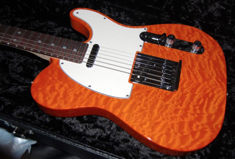 Fender telecaster deluxe custom shop