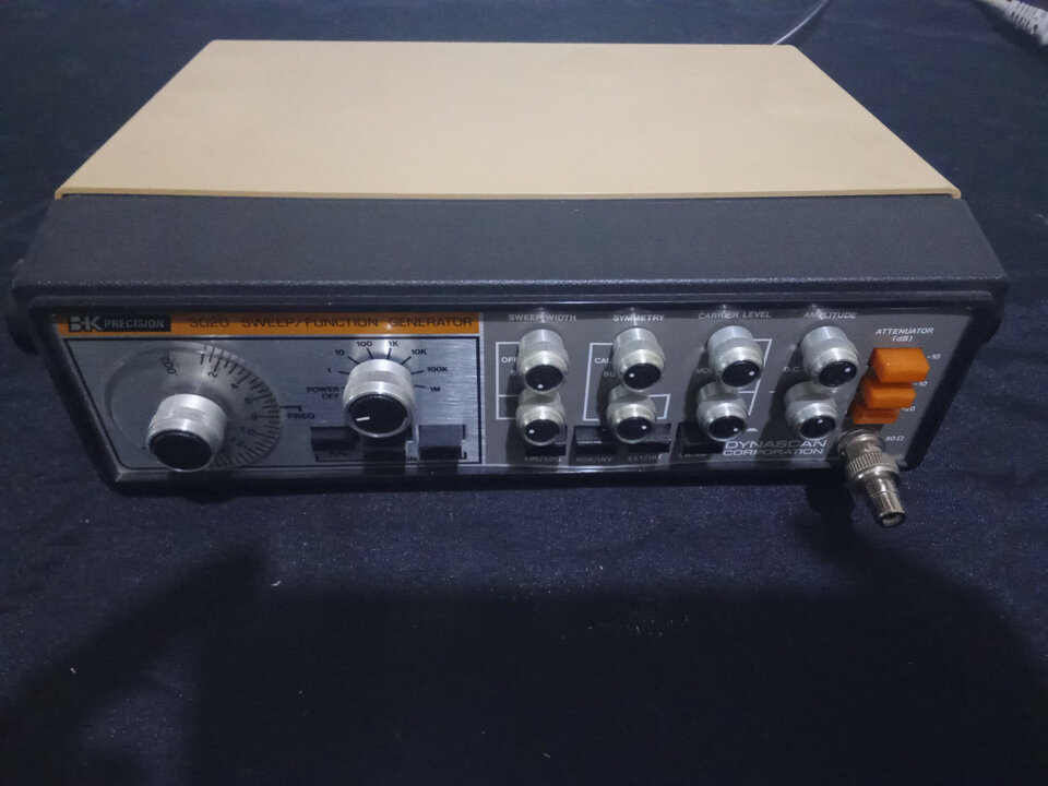 Bk precision 3020 Sweep function generator