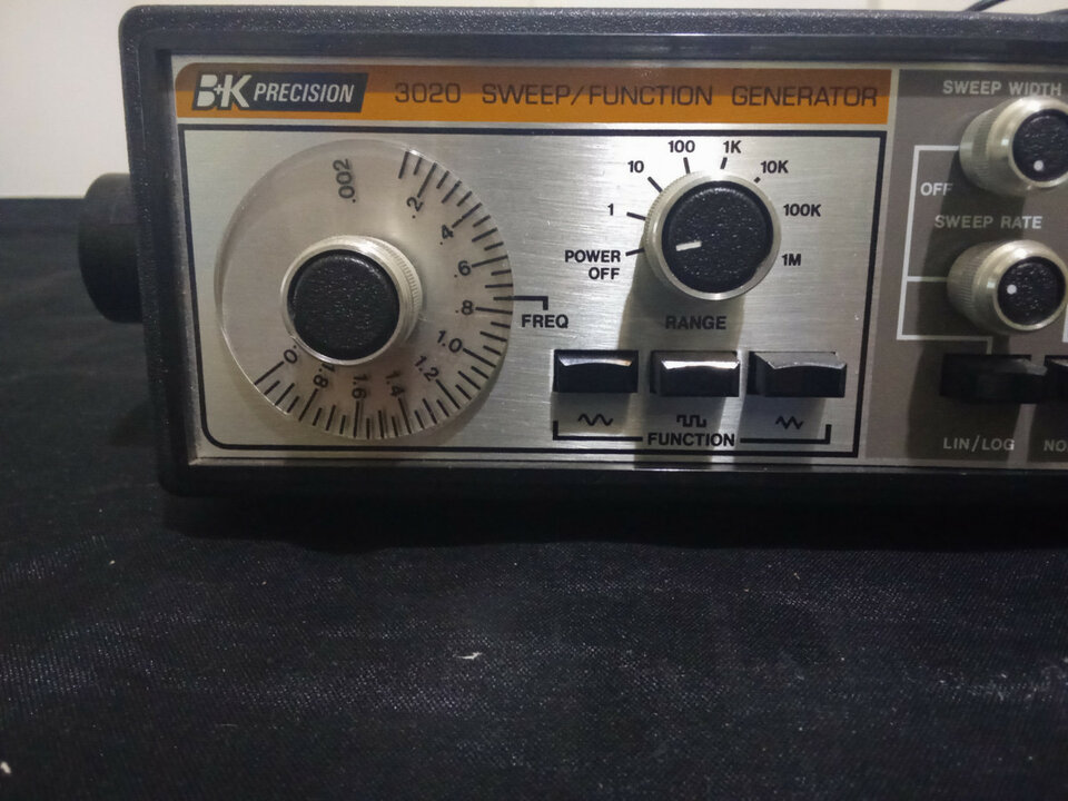 Bk precision 3020 Sweep function generator de segunda mano · Foto 2 de 5 · Madrid · 120 €