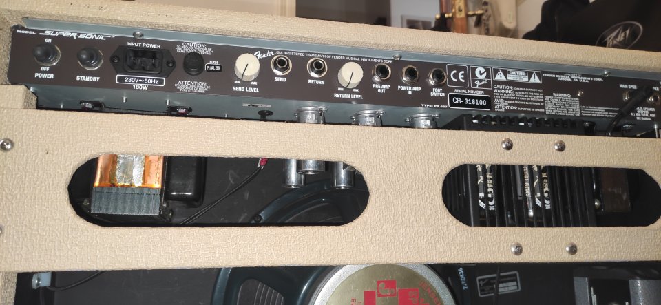 Fender super sonic 60 W