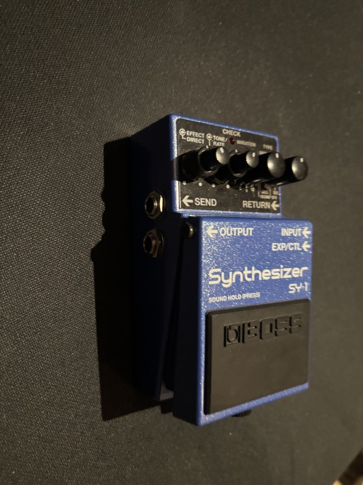 Boss SY-1 sintetizador