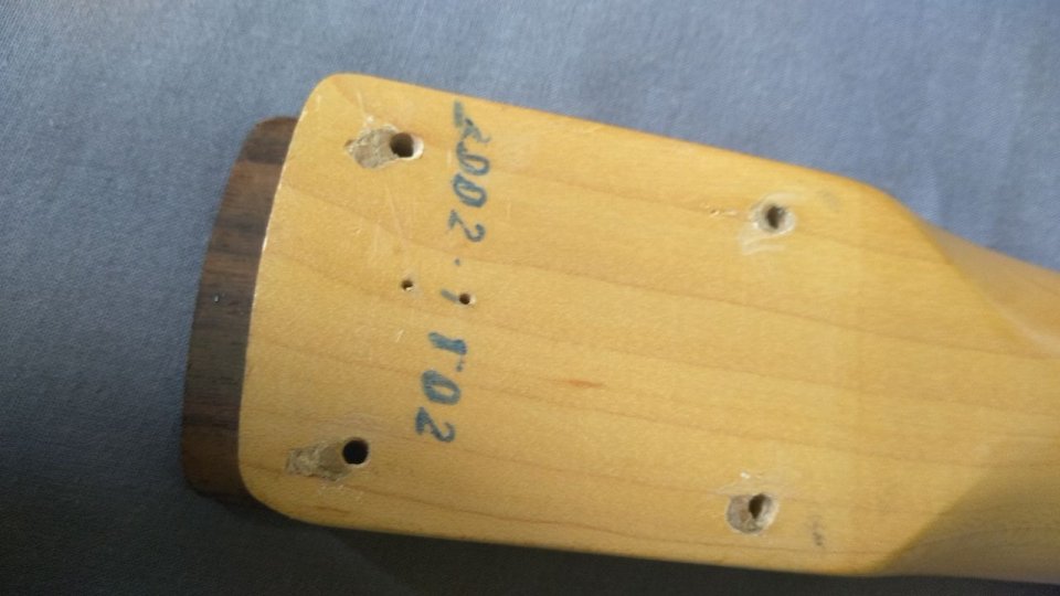 Mástil Squier de Calidad .. Agujeros Fender de segunda mano · Foto 4 de 7 · Valencia · 120 €