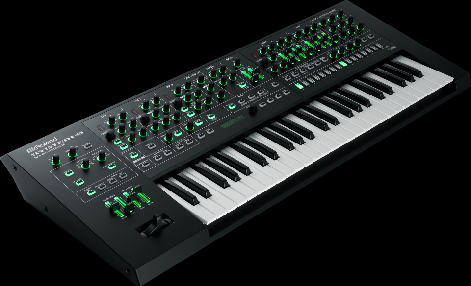 Roland System 8 de segunda mano · Barcelona · 1000 €