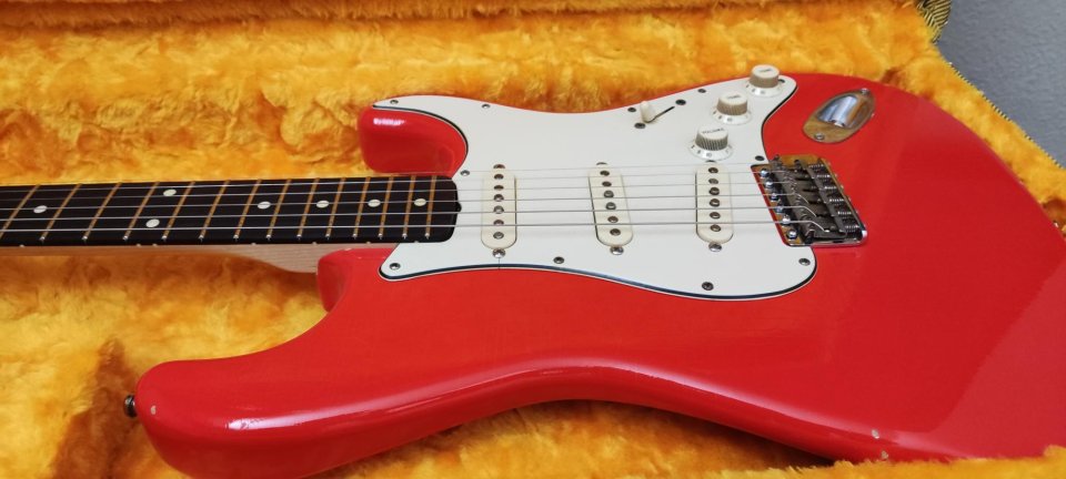 GVT 1962 Double cut Custom Fiesta Red ( 2023 )