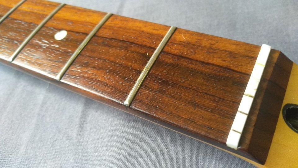 Mástil Squier de Calidad .. Agujeros Fender de segunda mano · Foto 5 de 7 · Valencia · 120 €