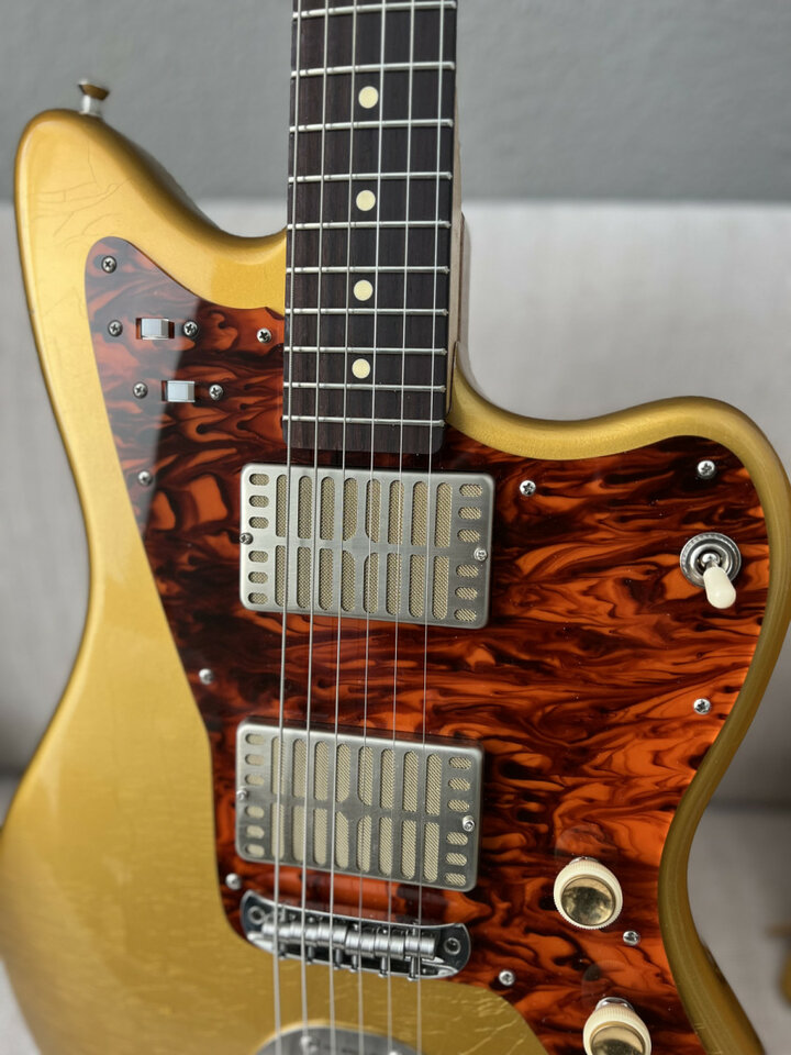 Waterslide guitars “Aged Aztec Gold”