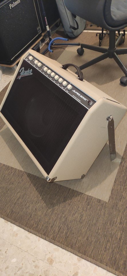 Fender super sonic 60 W