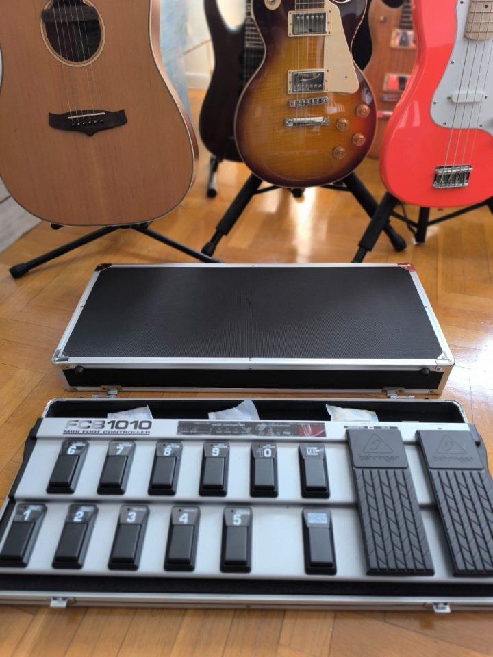 Pedalera Digital FC 801010