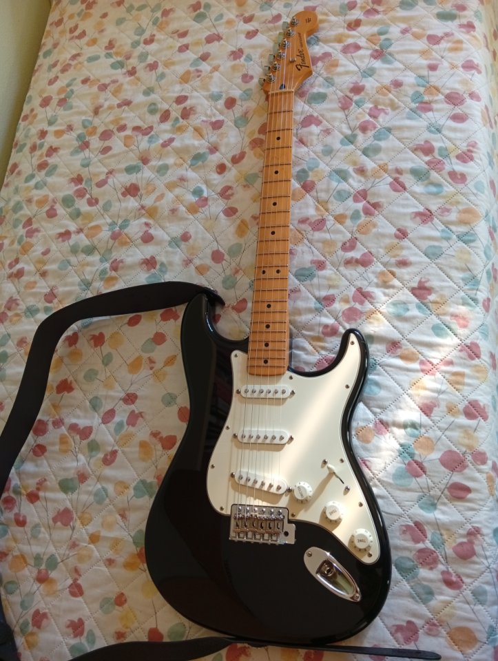 Fender stratocaster mexico