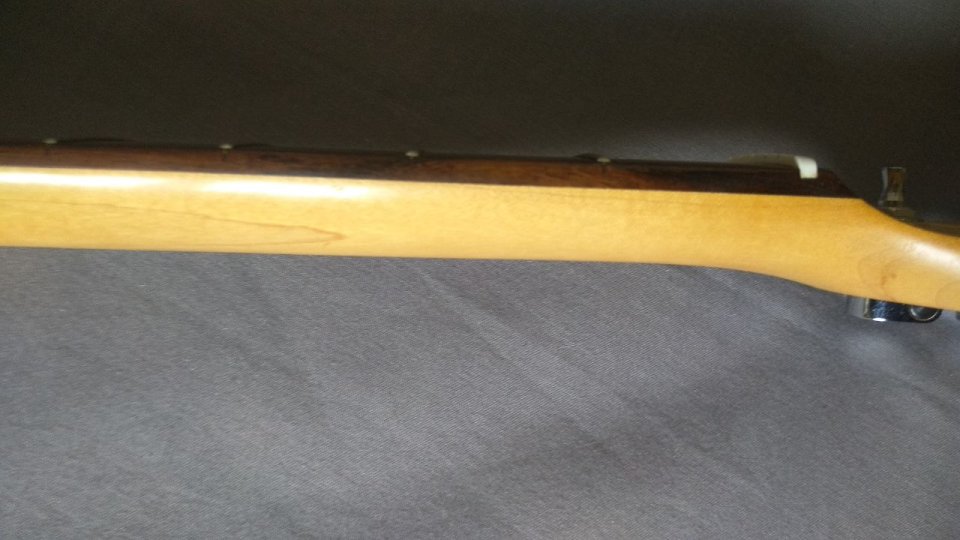 Mástil Squier de Calidad .. Agujeros Fender de segunda mano · Foto 7 de 7 · Valencia · 120 €