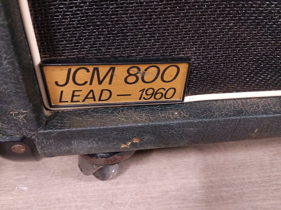 Pantalla Marshall 4x12 jcm 800(1960a)