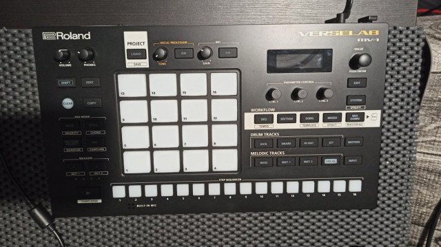 Roland Verselab Mv-1 de segunda mano · Foto 4 de 4 · Ourense · 400 €