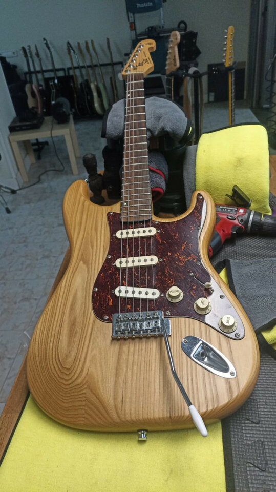 MÁS COSAS -- Mercadillo Solidario con DGomez,