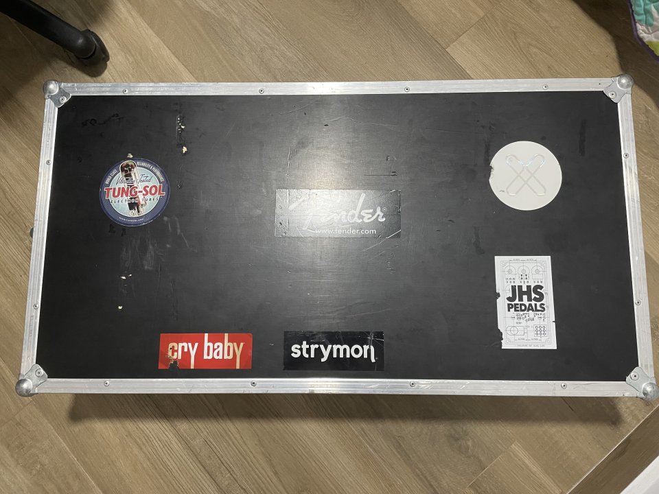 Palmer Pedalbay 80 + Case Fabricado a Medida a Mano