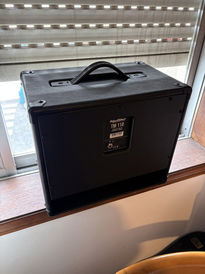 Hughes & Kettner TubeMeister 110 Box