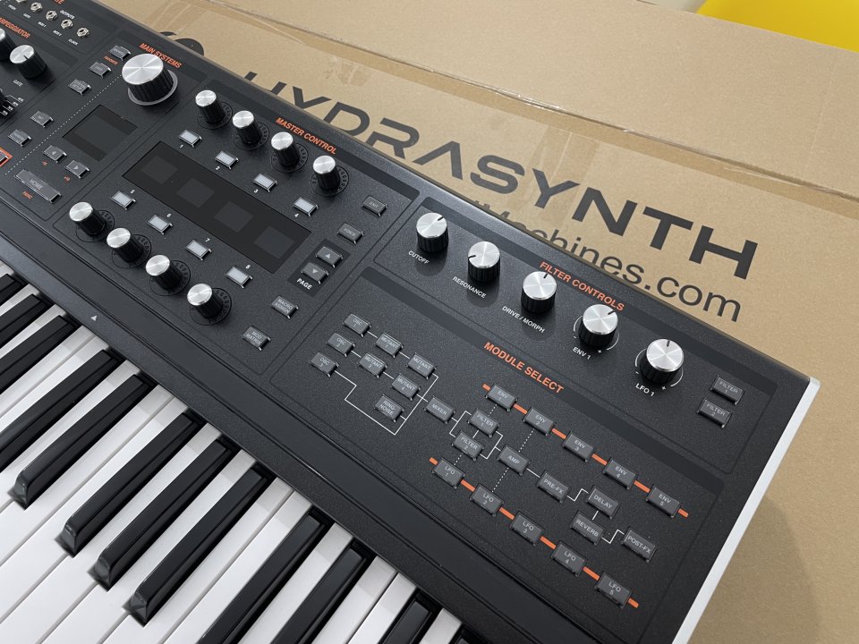 Sintetizador ASM Hydrasynth Keyboard - como NUEVO de segunda mano · Foto 4 de 5 · Madrid · 895 €